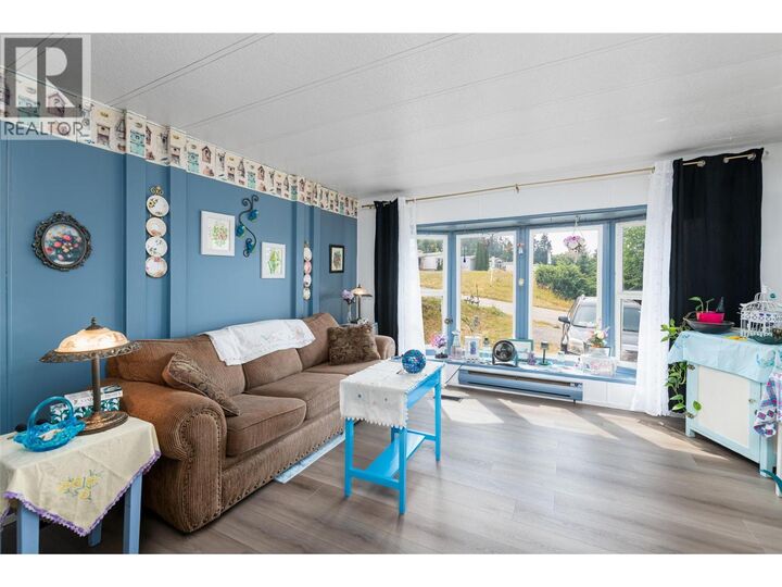 Property Photo:  445 6th Avenue North 63  BC V0B 1G3 