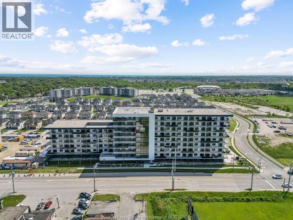 Property Photo:  1624 Lauzon 222  ON N8S 0B7 