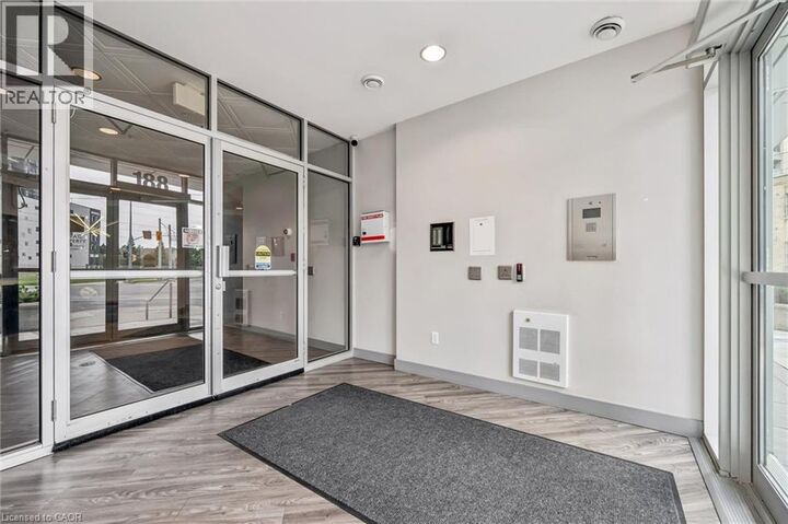 Property Photo:  188 South King Street South 209  ON N2J 0C6 