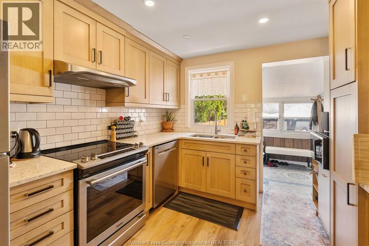 Property Photo:  1220 Bruce Avenue  ON N8X 1X3 