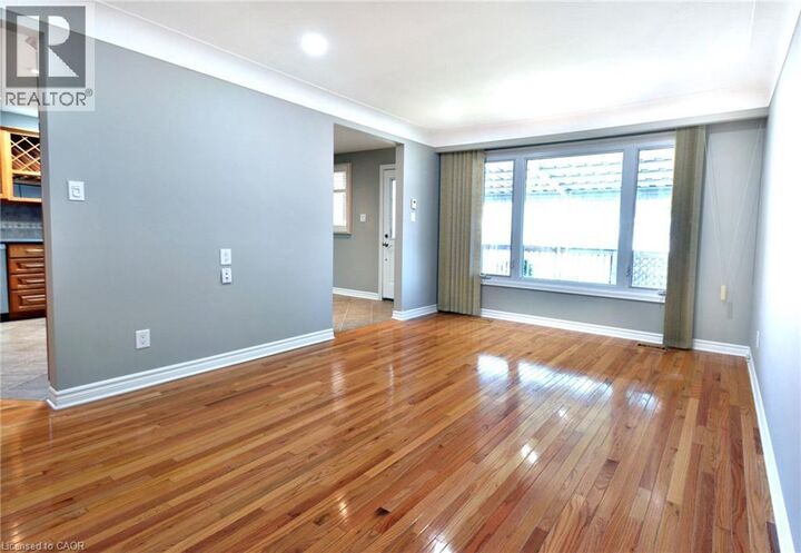 Property Photo:  867 Upper Sherman Avenue  ON L8V 3N2 