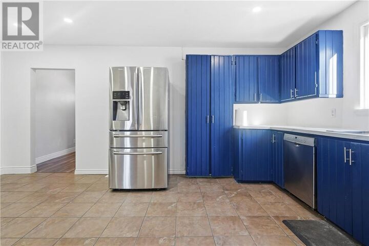 Property Photo:  277 Notre Dame Street W  ON P0M 1B0 