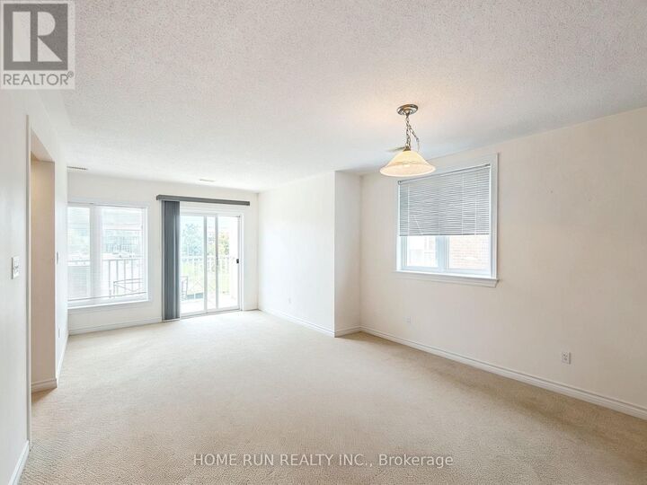 Property Photo:  274 Espin Heights  ON K2J 0Y8 