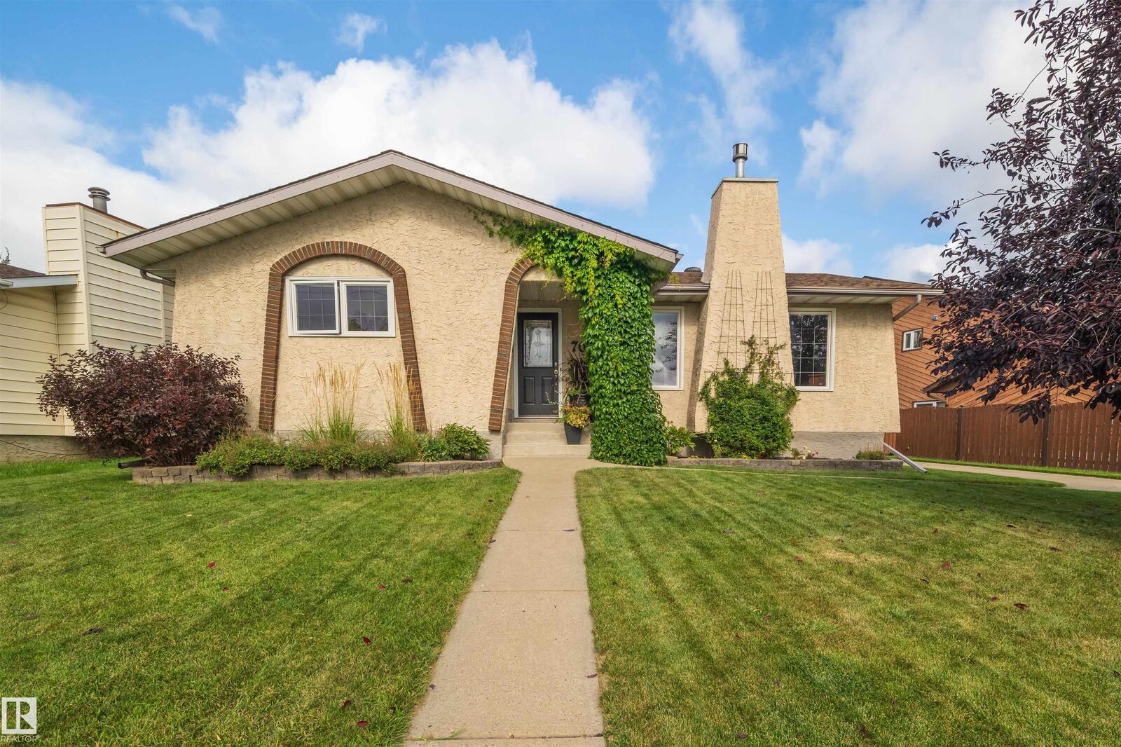 Property Photo: 704 Warwick Road NW AB T5X 4R3