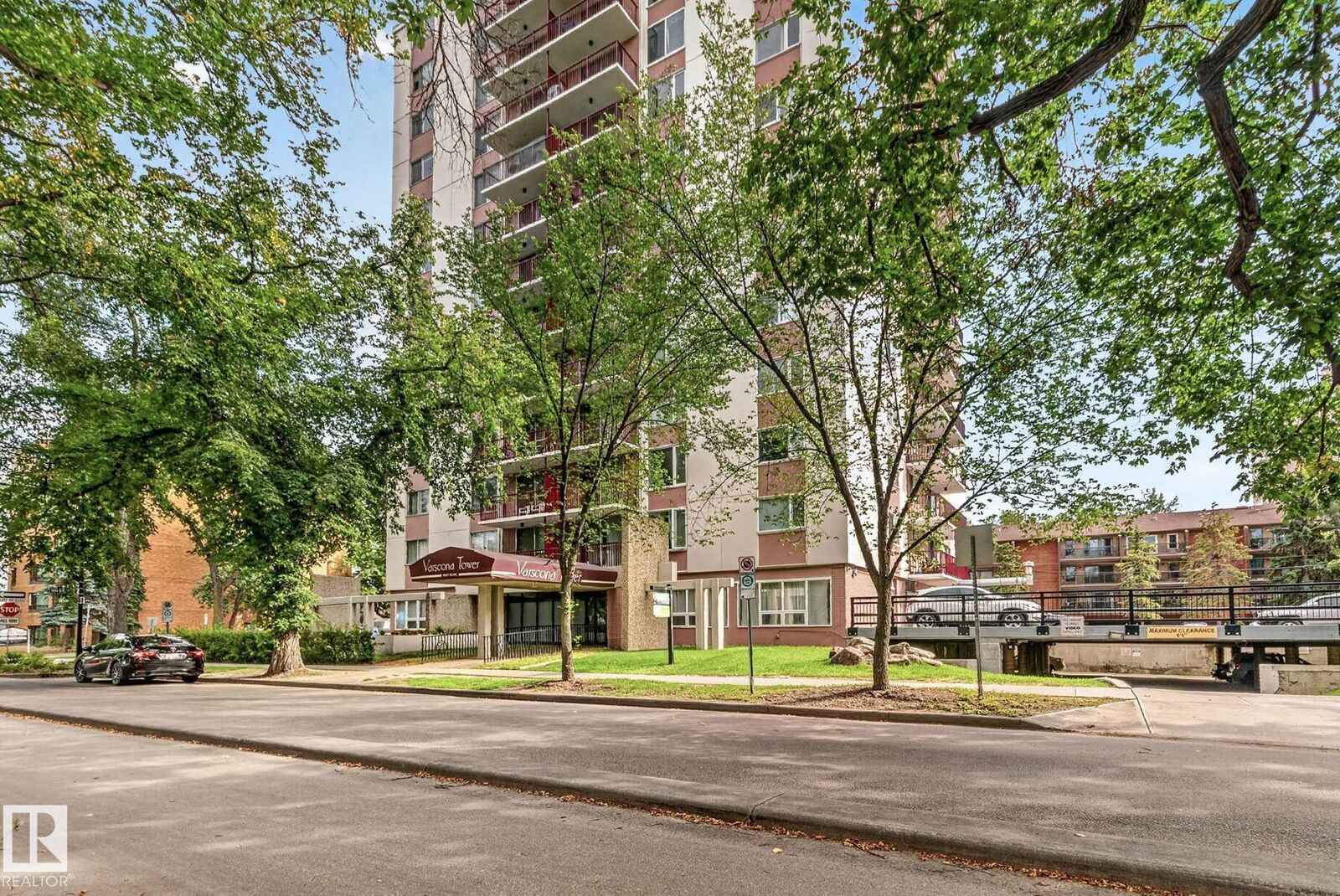 Property Photo:  11007 83 Avenue NW 704  AB T6G 0T9 