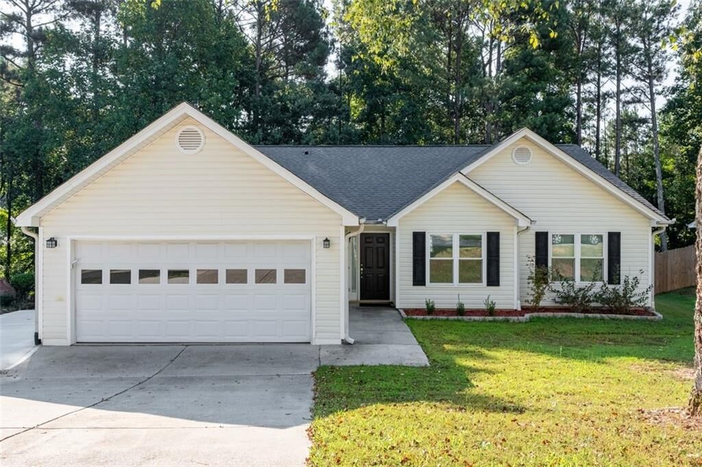 Property Photo: 2670 Fort Apachee Trail GA 30019