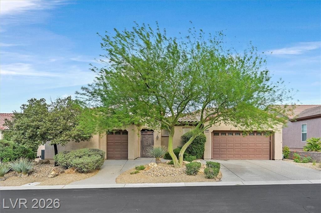 Property Photo: 2058 Fountain City Street NV 89052