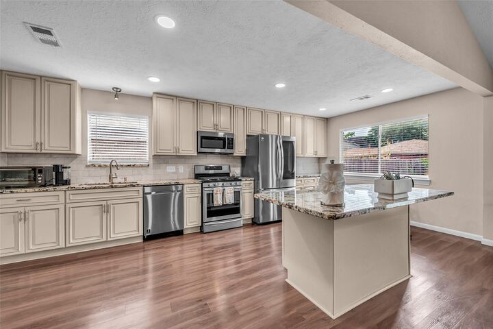 Property Photo:  5341 Town Park Boulevard  TX 77493 