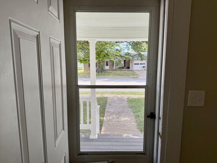 Property Photo:  908 S Muldrow Street  MO 65265 