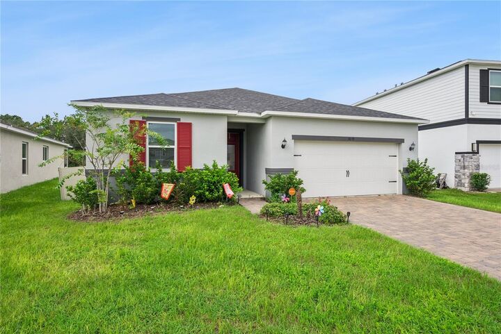 Property Photo:  3019 Sanctuary Drive  FL 34714 