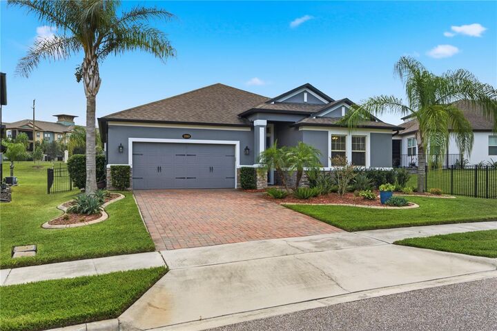 Property Photo: 2393 Panoramic Circle FL 32703