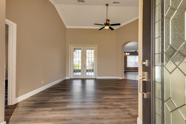 Property Photo: 27303 Gingerbread Place FL 34748