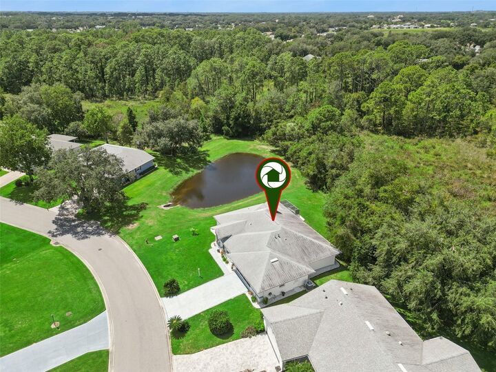 Property Photo: 27138 Racquet Circle FL 34748