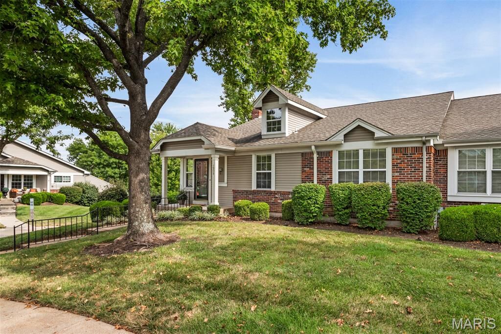 Property Photo: 1902 Baxter Ridge Drive MO 63017