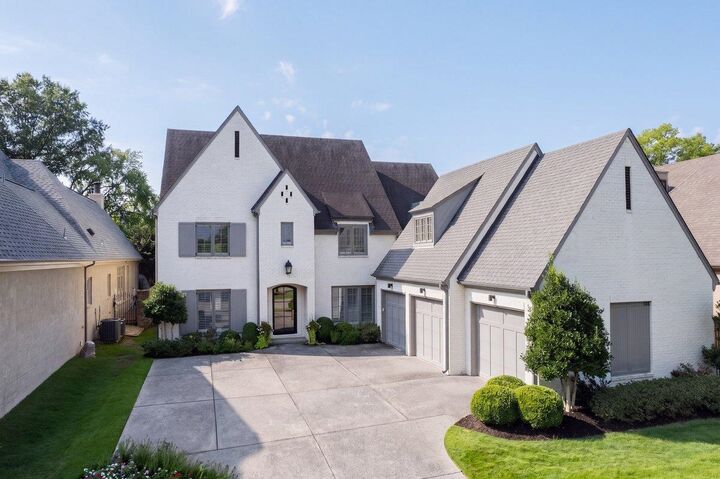 Property Photo: 1251 S Dubray Pl TN 38017