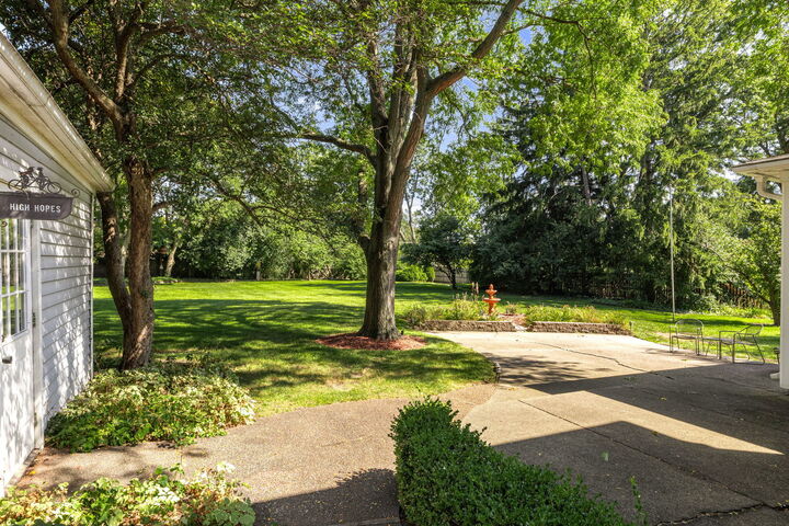 Property Photo:  839 Huber Lane  IL 60025 