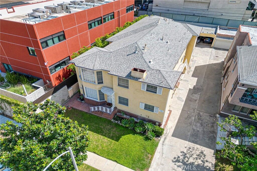 Property Photo:  1048 S Corning Street  CA 90035 