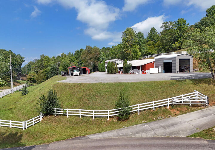 Property Photo:  501 Sunnyside Shores Road  GA 30546 