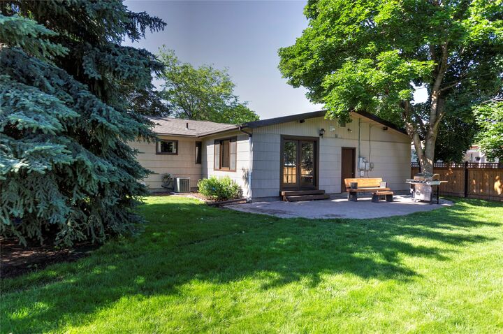 Property Photo: 1820 Dixon Avenue MT 59801
