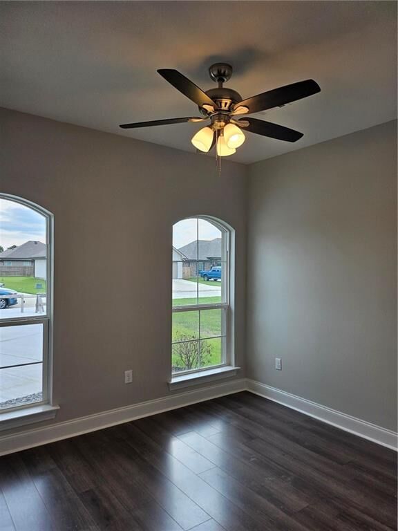 Property Photo:  745 Rue St Michael  LA 70056 