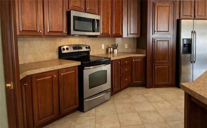 Property Photo:  154 W Bray Lane  LA 70041 