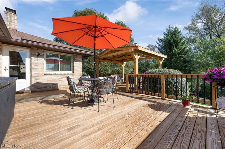 Property Photo:  2433 Fontana Street NW  OH 44646 