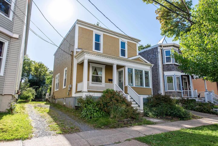 Property Photo: 2646 Northwood Terrace NS B3K 3S7