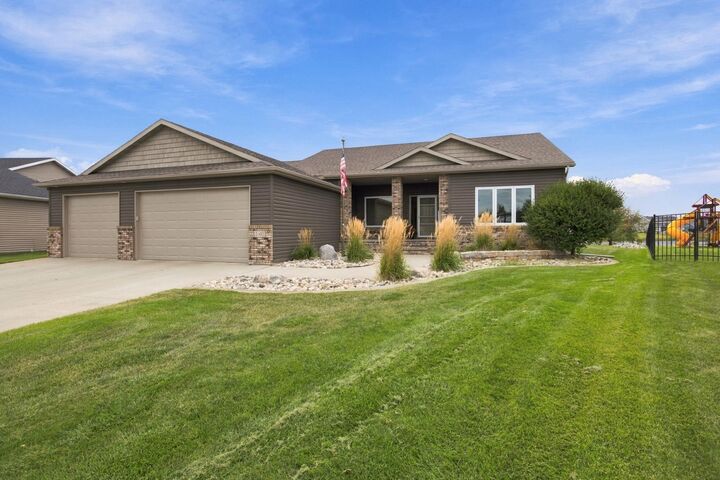 Property Photo:  2302 10th Street W  ND 58078 