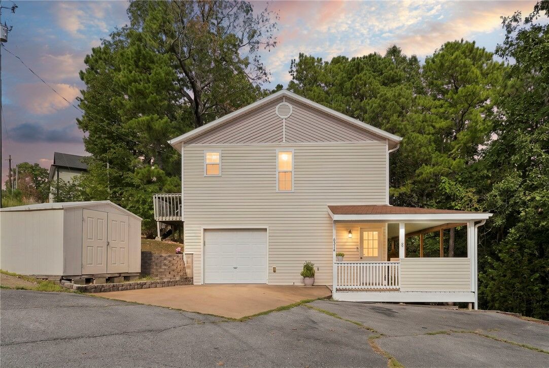 Property Photo:  8314 Chestnut Drive  AR 72756 