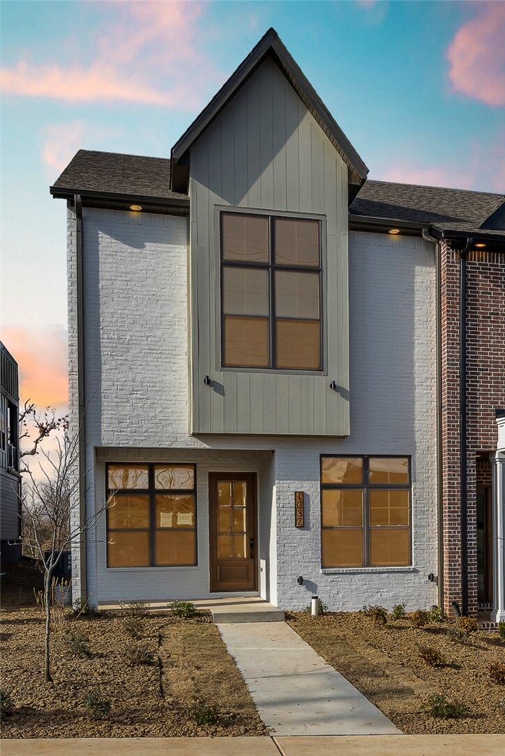 Property Photo: 1037 NW A Street AR 72712