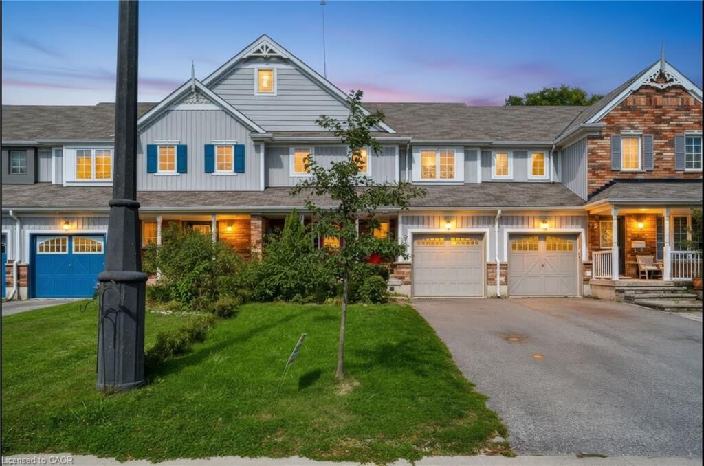 Property Photo:  24 Fallingbrook Crescent  ON K9V 0B3 