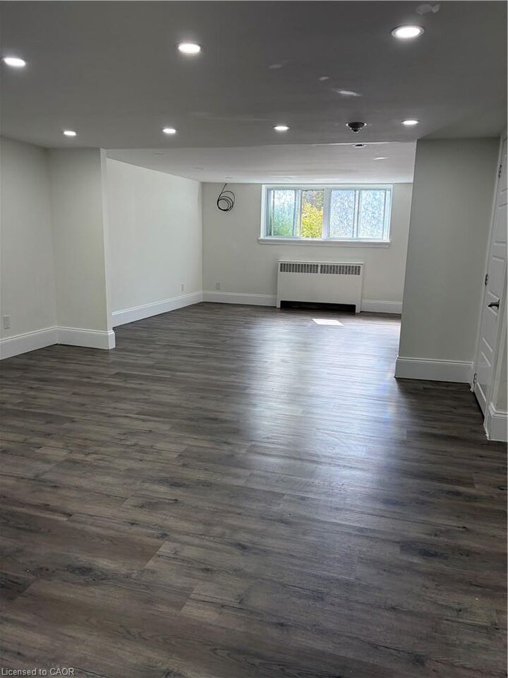 Property Photo:  2 Grant Boulevard 22  ON L9H 4L4 