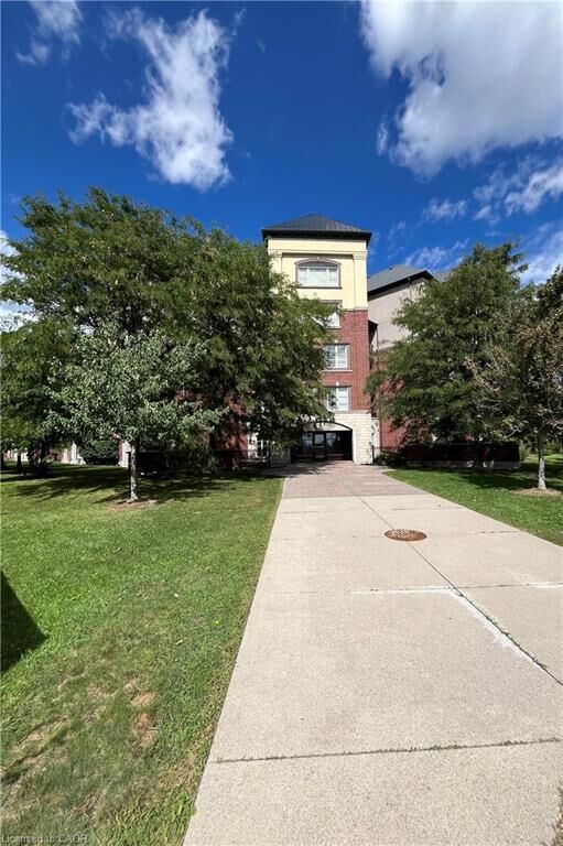 Property Photo:  3070 Rotary Way 227  ON L7M 0H1 