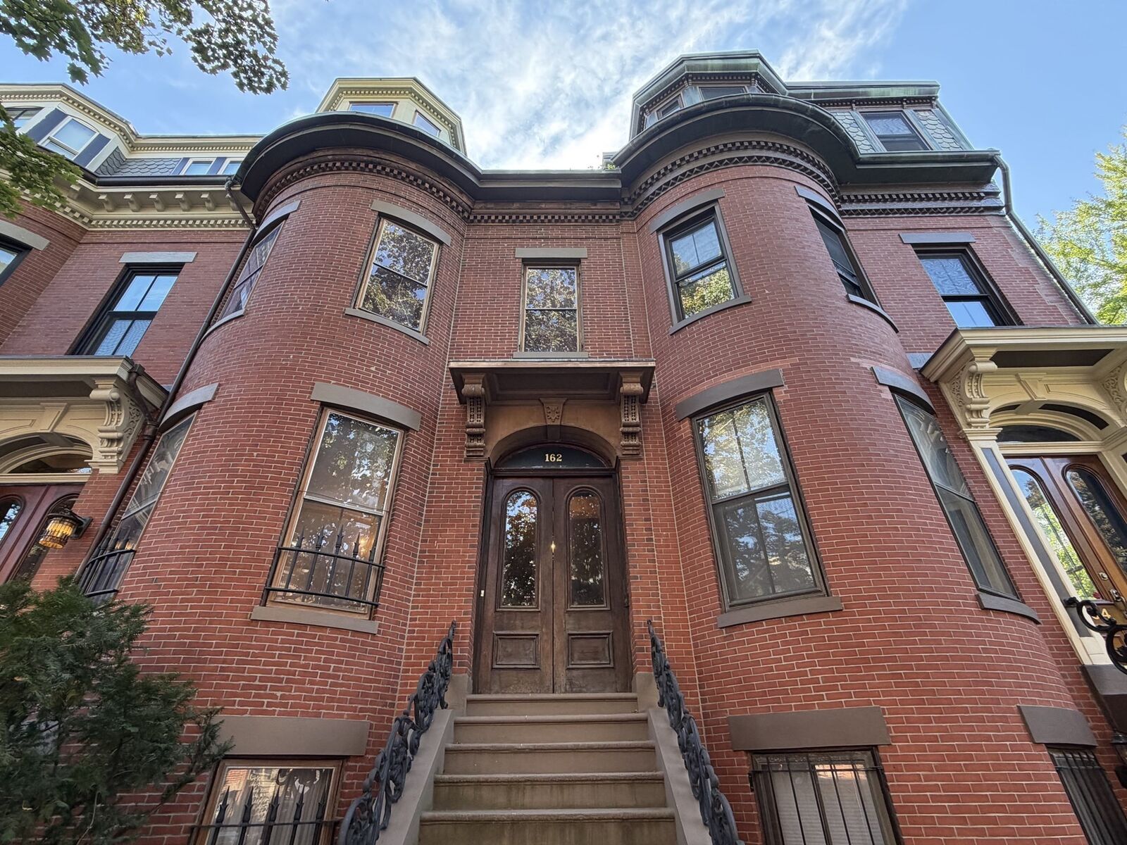 Property Photo:  162 W Newton Street  MA 02118 