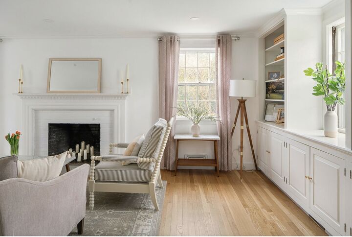 Property Photo:  39 River Glen Rd  MA 02481 