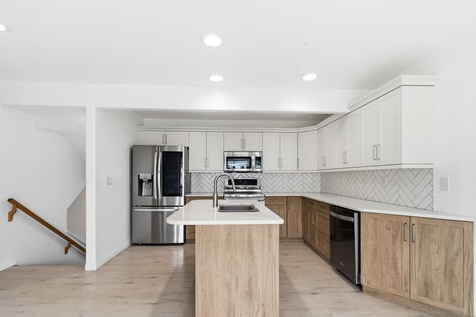 Property Photo: 98 Wilson Drive 4 AB T9H 0A1
