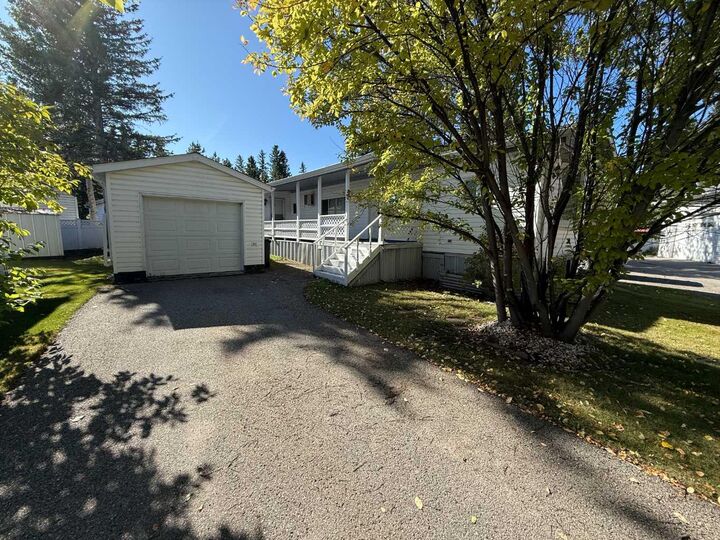 Property Photo:  700 Carmichael Lane 417  AB T7V 1S9 