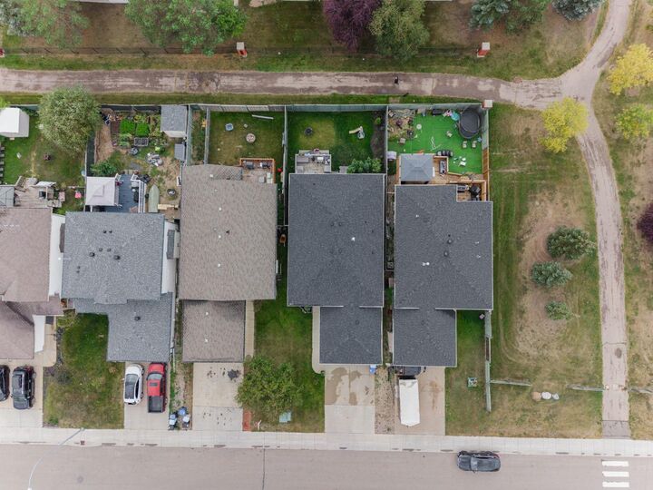 Property Photo:  341 Diefenbaker Drive  AB T9K 2K1 