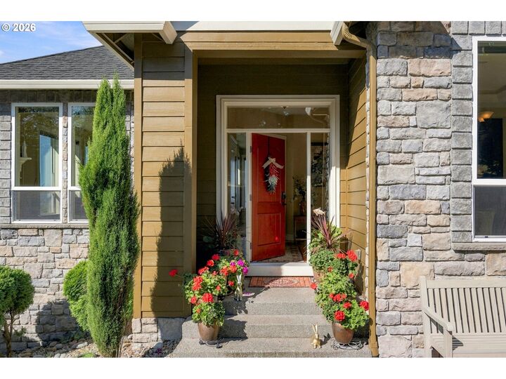 Property Photo:  465 Varsity Rd  WA 98625 