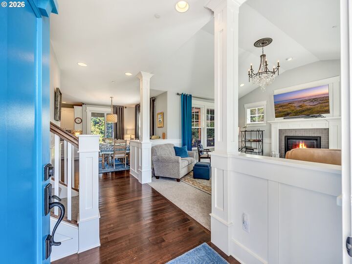 Property Photo:  4755 Drummond Dr  OR 97138 