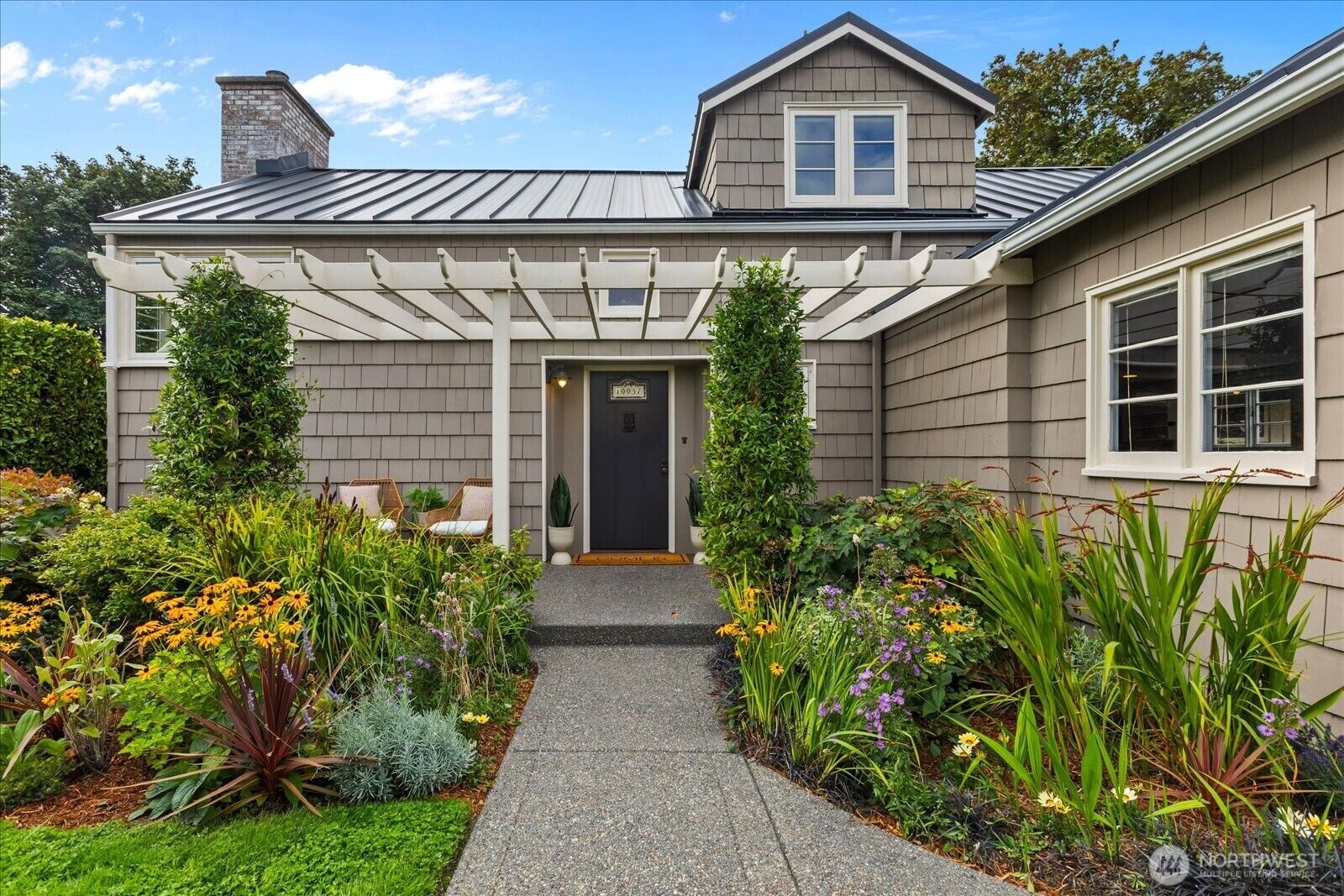 Property Photo:  10037  15th Avenue NW  WA 98177 