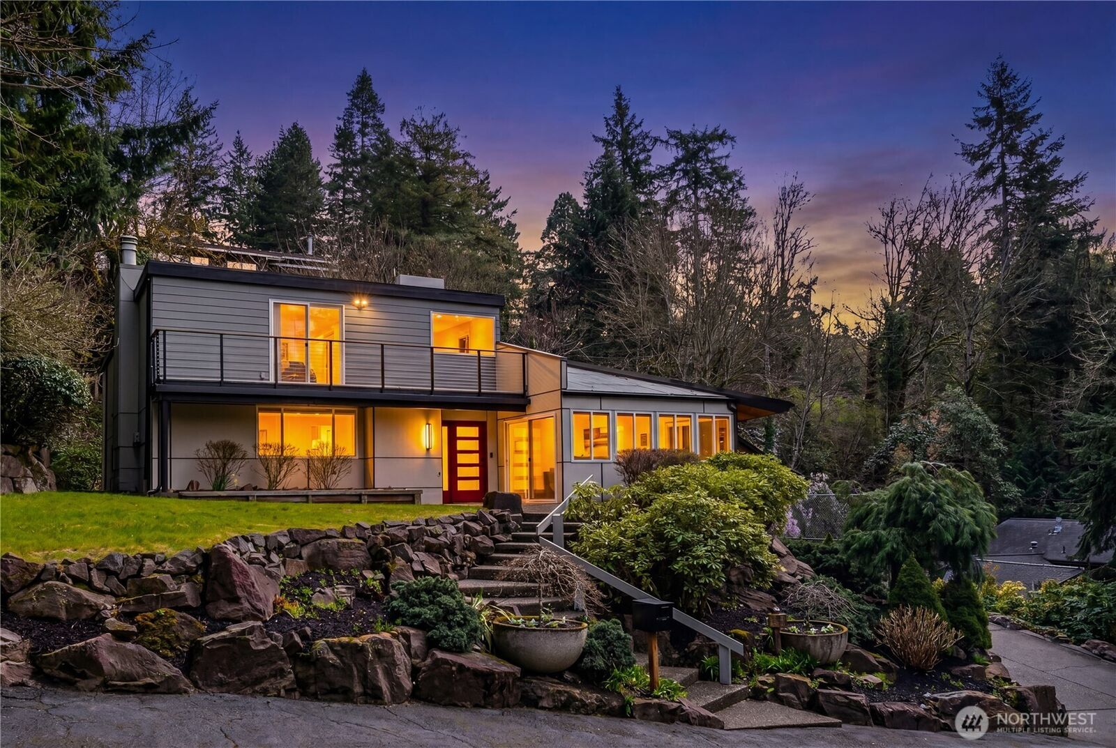 Property Photo: 4830 88th Place SE WA 98040