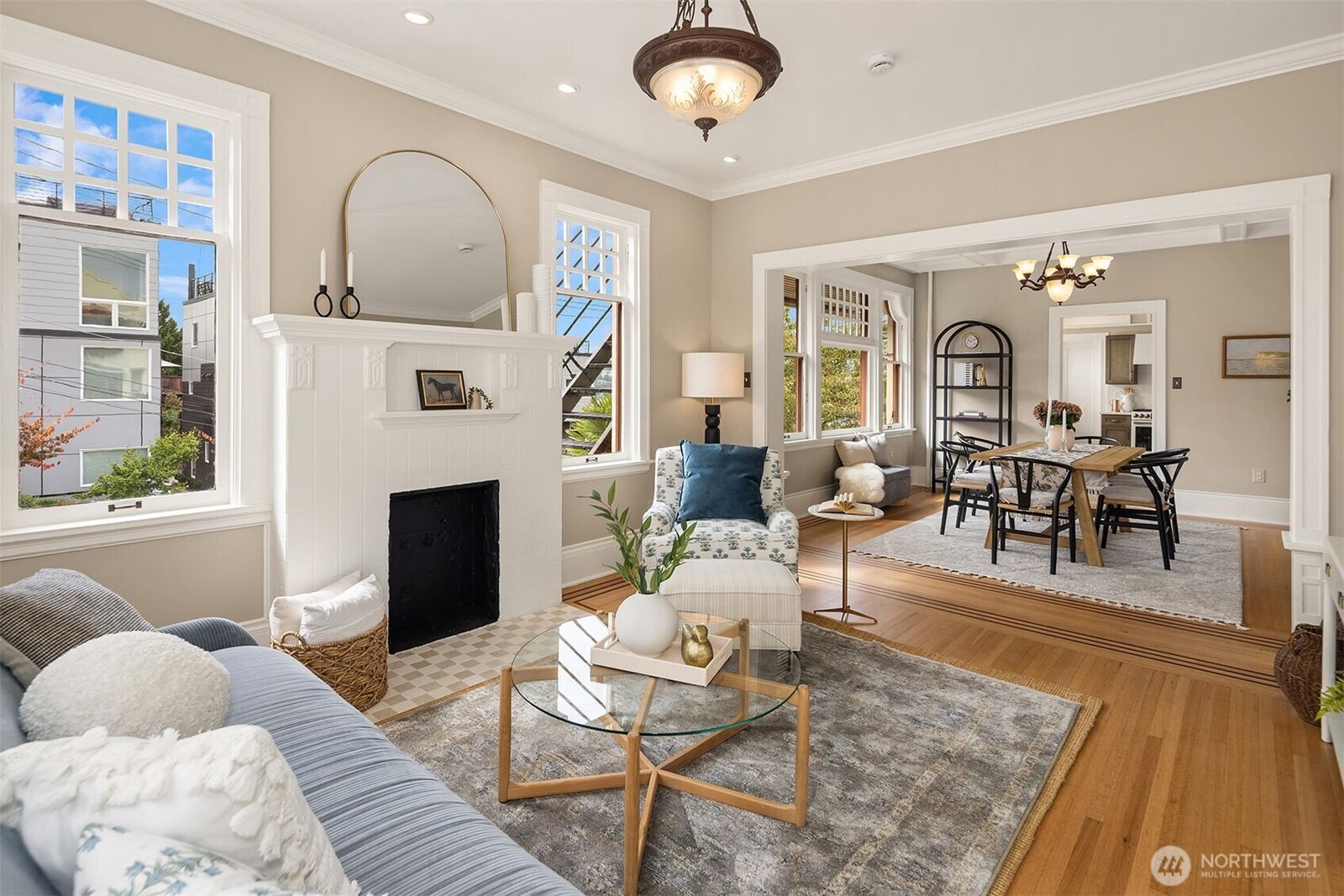 Property Photo: 2901 Franklin Avenue E A WA 98102