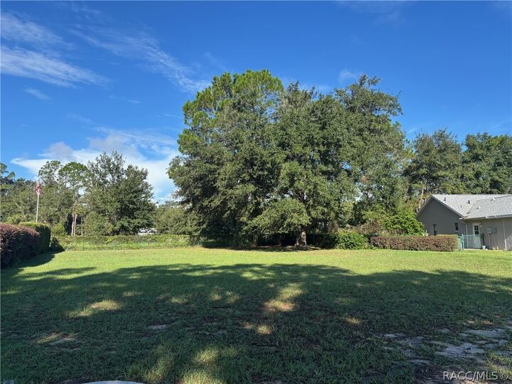 Property Photo:  3516 E Cove Park Trail  FL 34442 