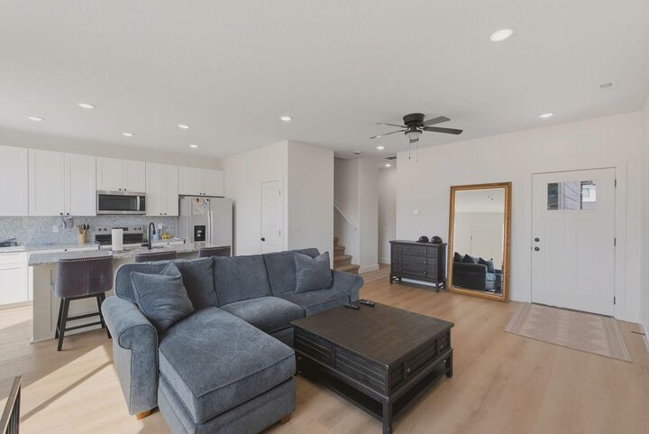 Property Photo: 707 E Briarbrook Ln KS 67147