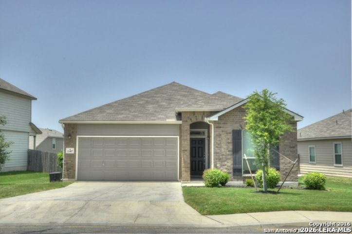 Property Photo: 11407 Oaks Hike TX 78245