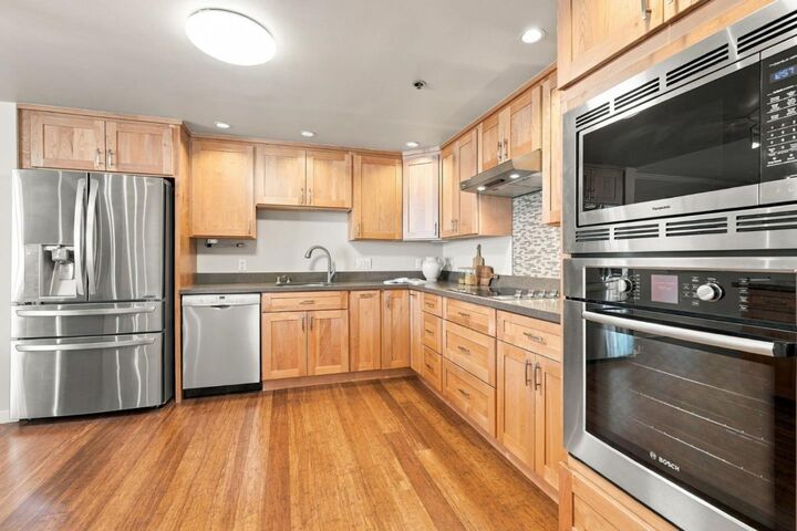Property Photo:  110 Park Road 301  CA 94010 
