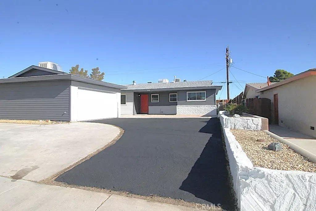 Property Photo:  1537 De Anza  CA 92311 