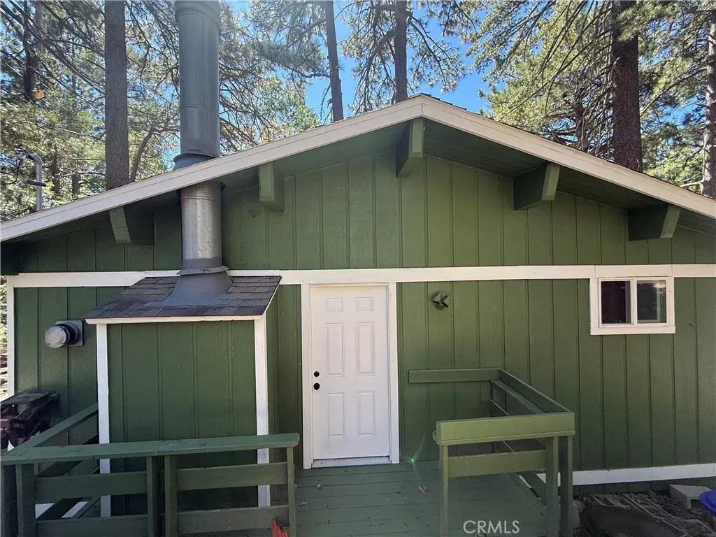 Property Photo:  32375 Scandia Dr  CA 92382 