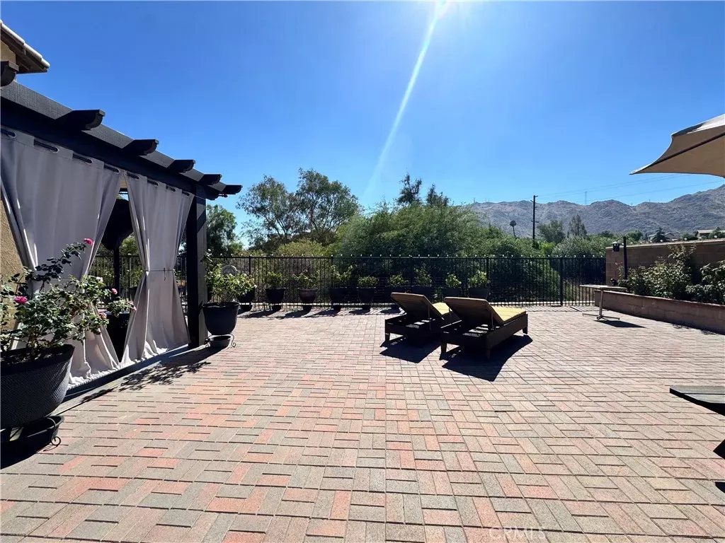 Property Photo: 10347 Emu Court CA 92557